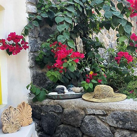 Mantilida Villa Emporio  Eksteriør billede