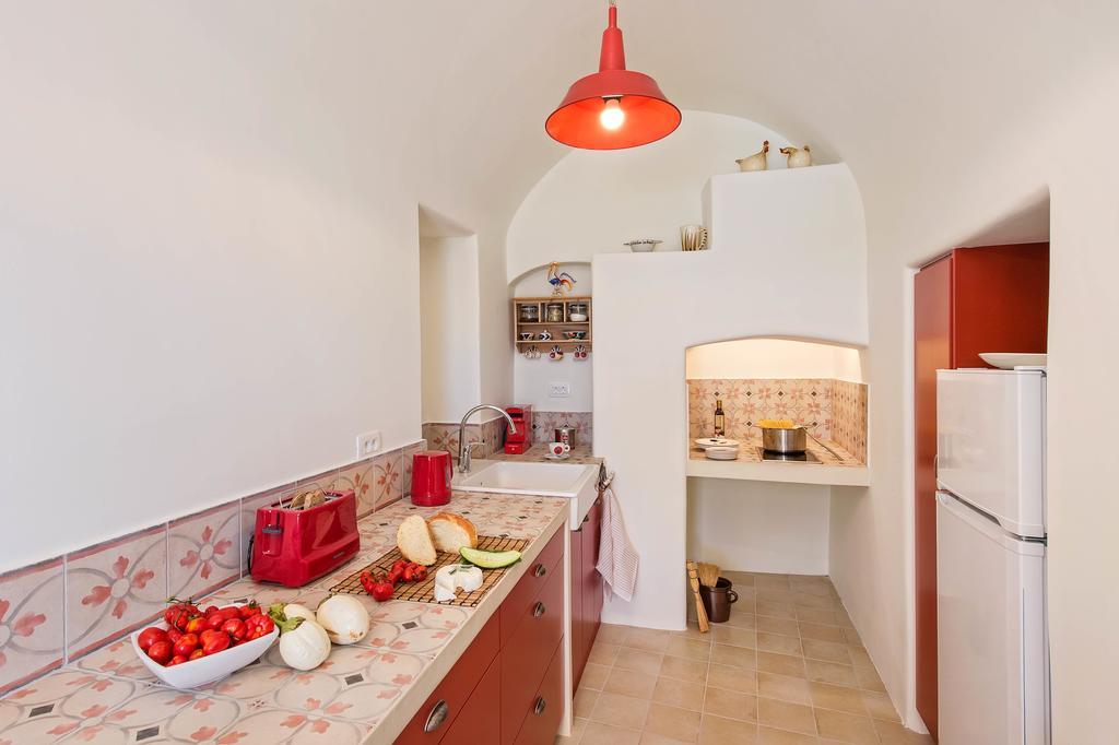 Mantilida Villa Emporio  Eksteriør billede